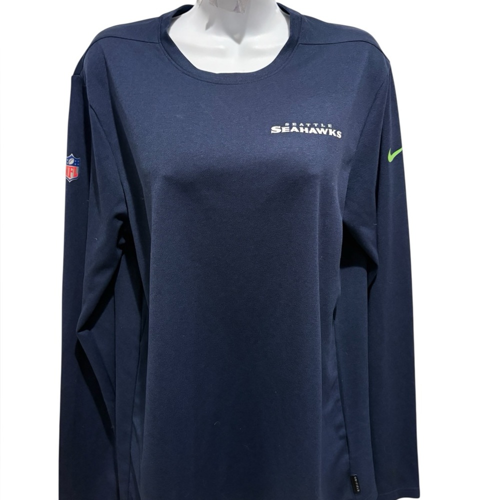 NIKE SEATTLE SEAHAWKS ONFIELD APPAREL DRI FIT Men’s Long Sleeve Tshirt Medium